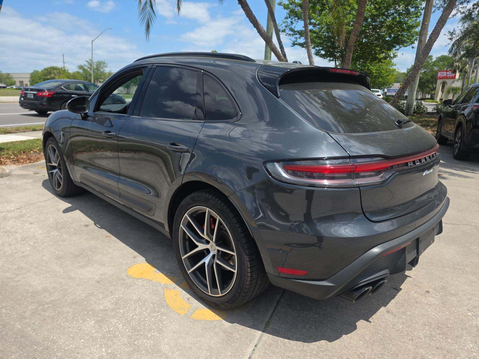 2022 Porsche Macan S AWD