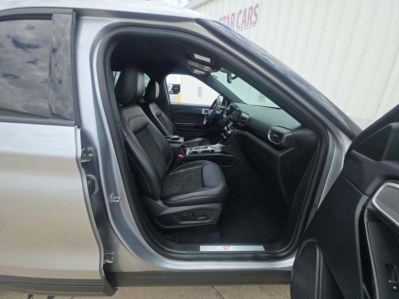 2023 Ford Explorer ST-Line AWD