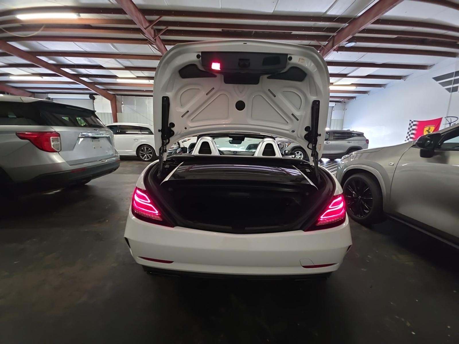 2017 Mercedes-Benz SLC AMG SLC 43 RWD