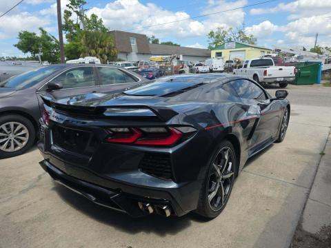 CHEVROLET STINGRAY - 3