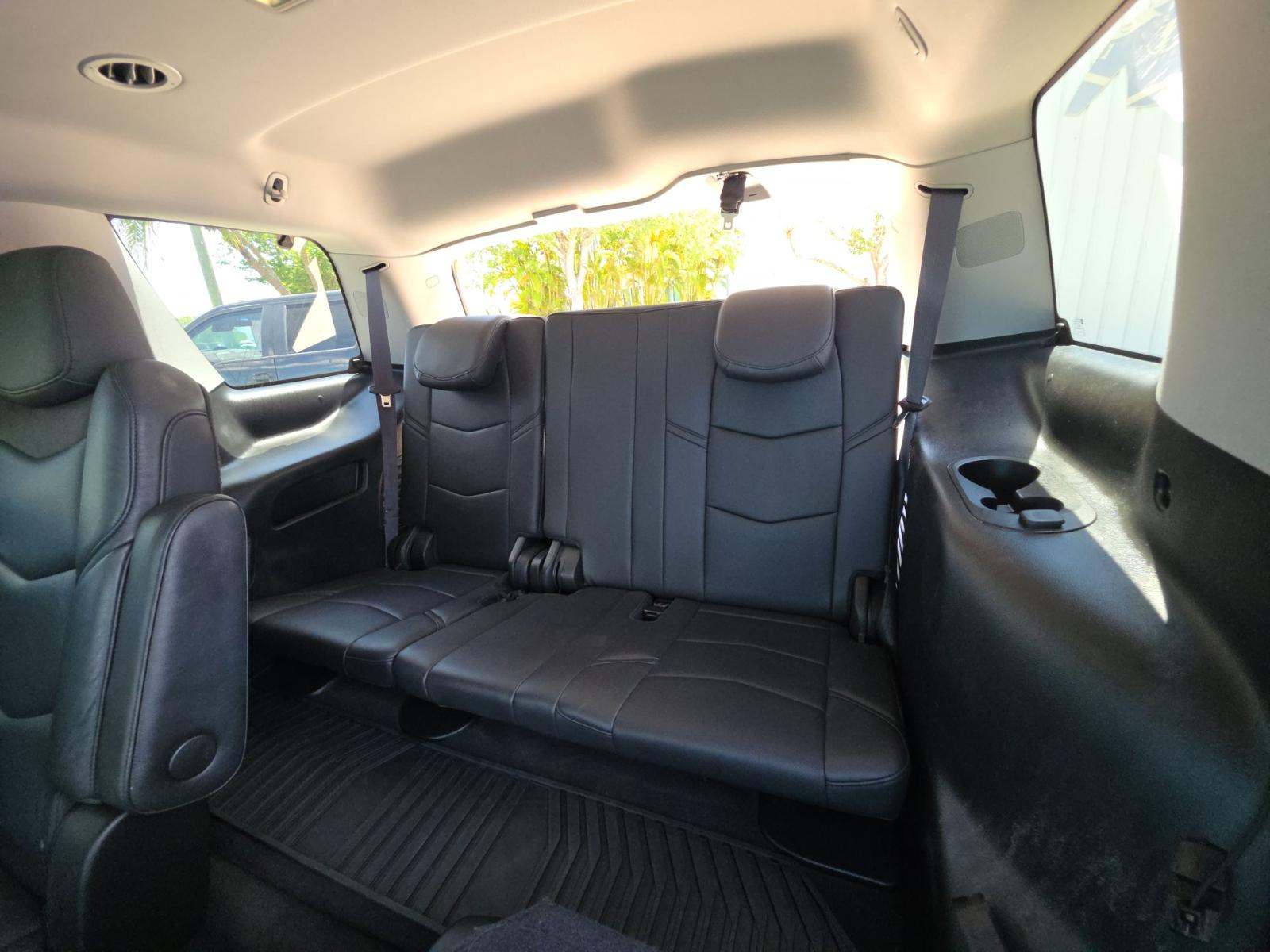 2020 Cadillac Escalade Luxury RWD