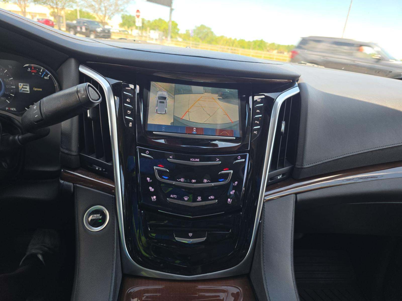 2020 Cadillac Escalade Luxury RWD