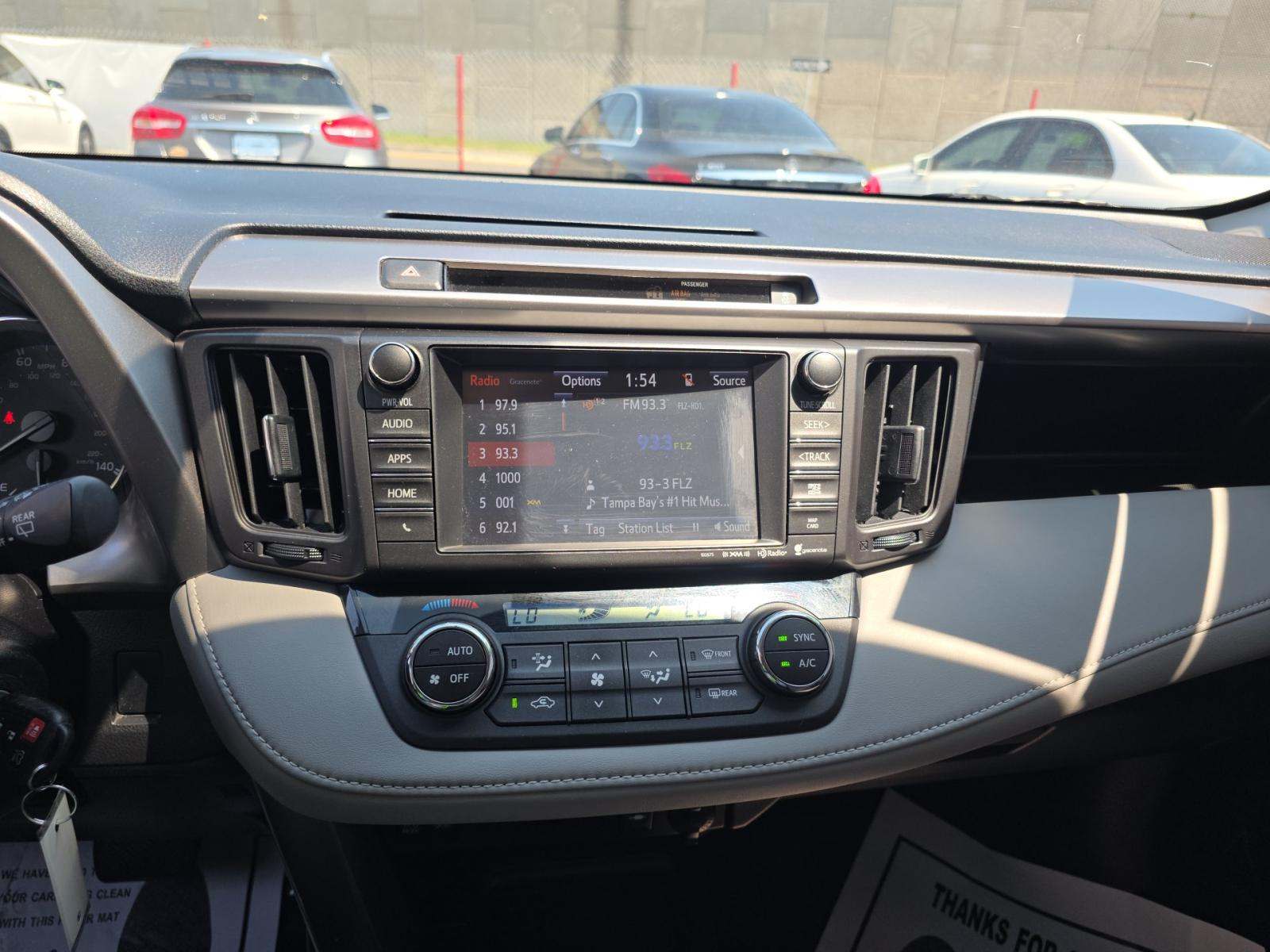 2016 Toyota RAV4 XLE FWD