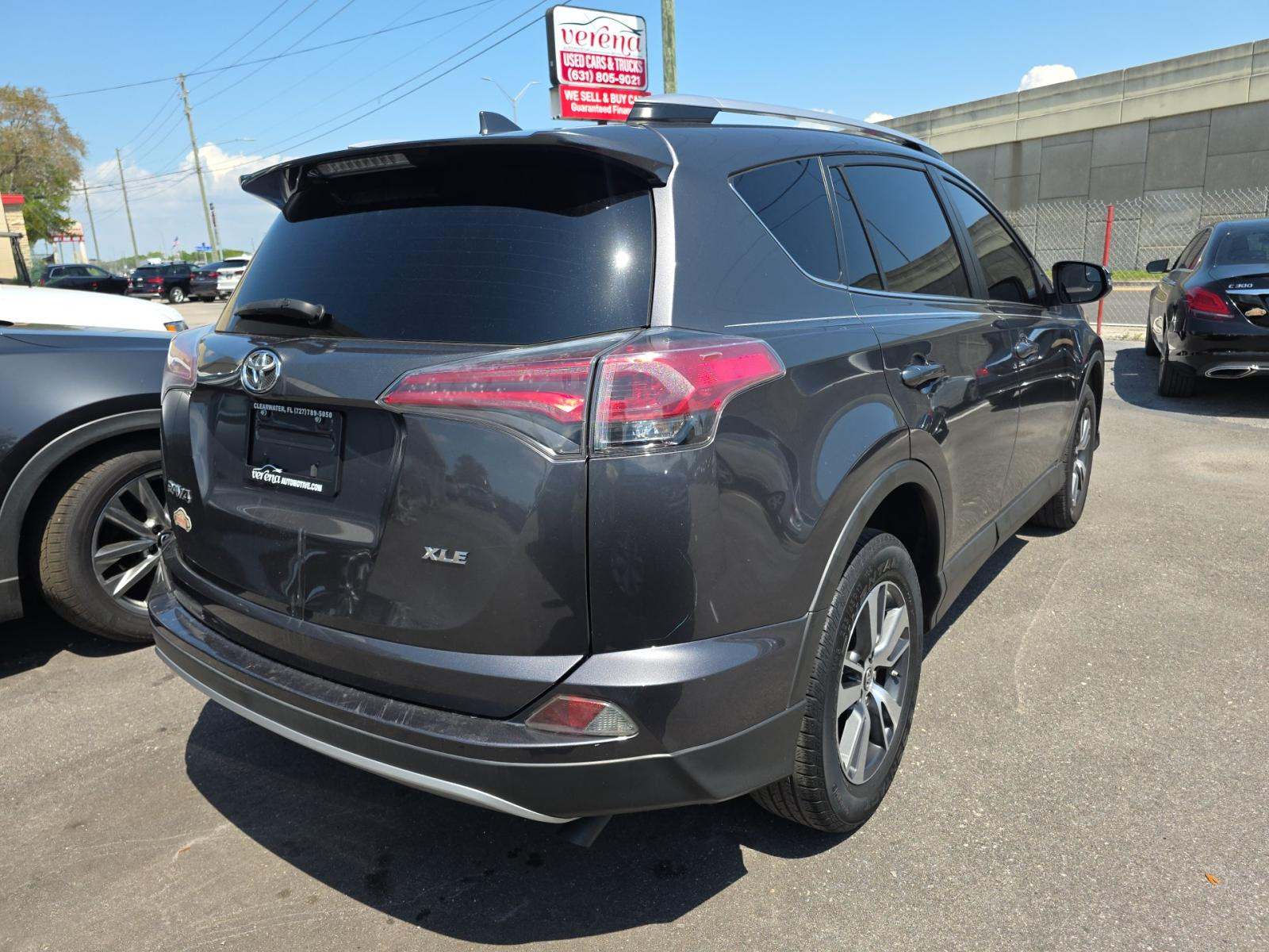2016 Toyota RAV4 XLE FWD