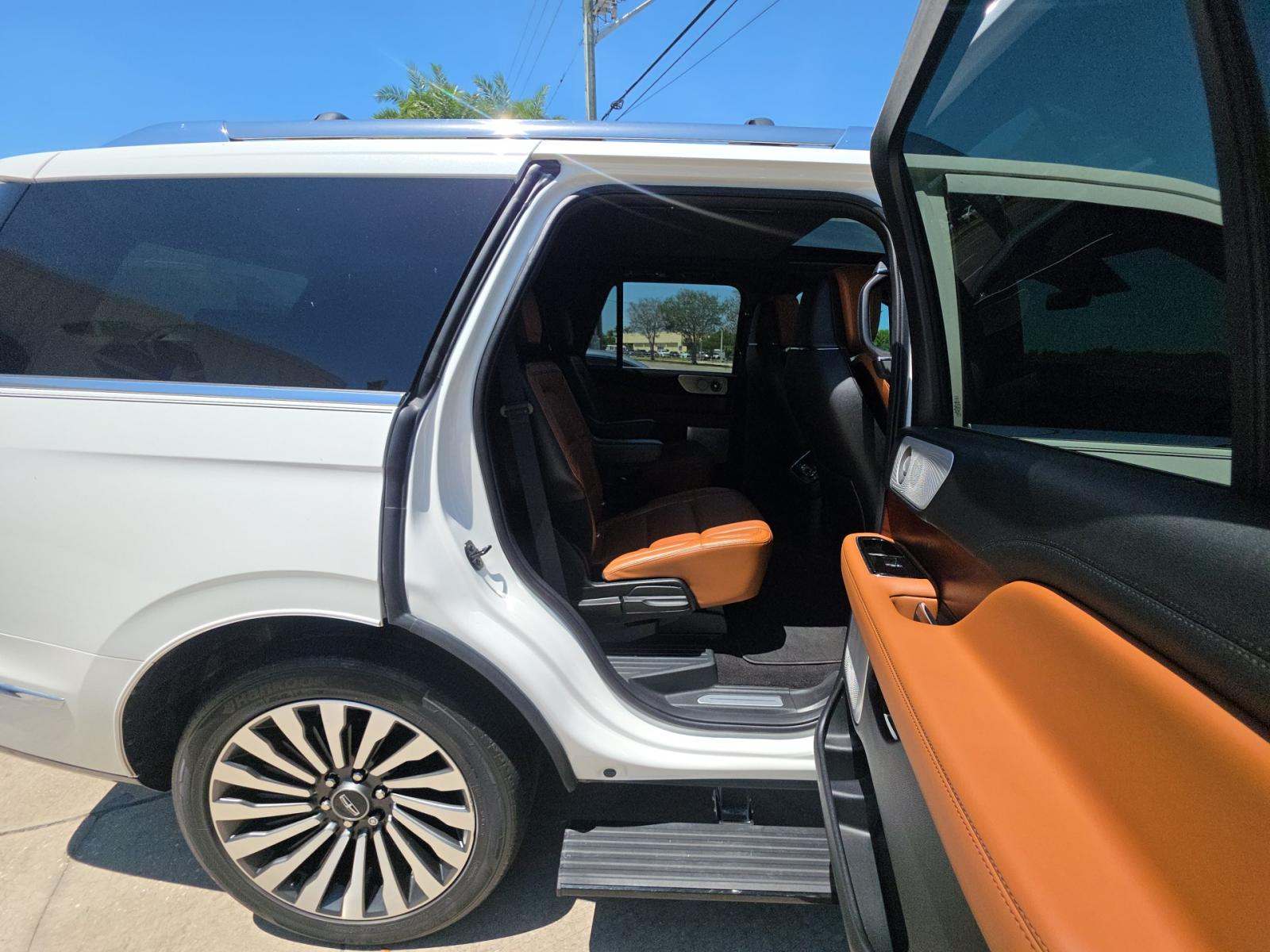 2021 Lincoln Navigator Reserve AWD