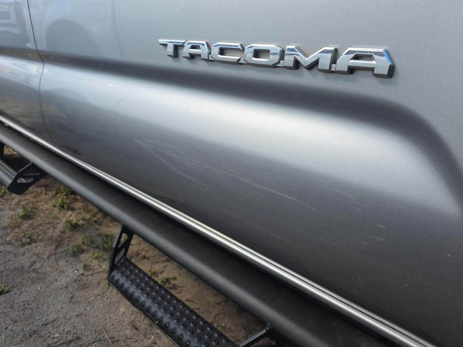 2022 Toyota Tacoma SR5 RWD