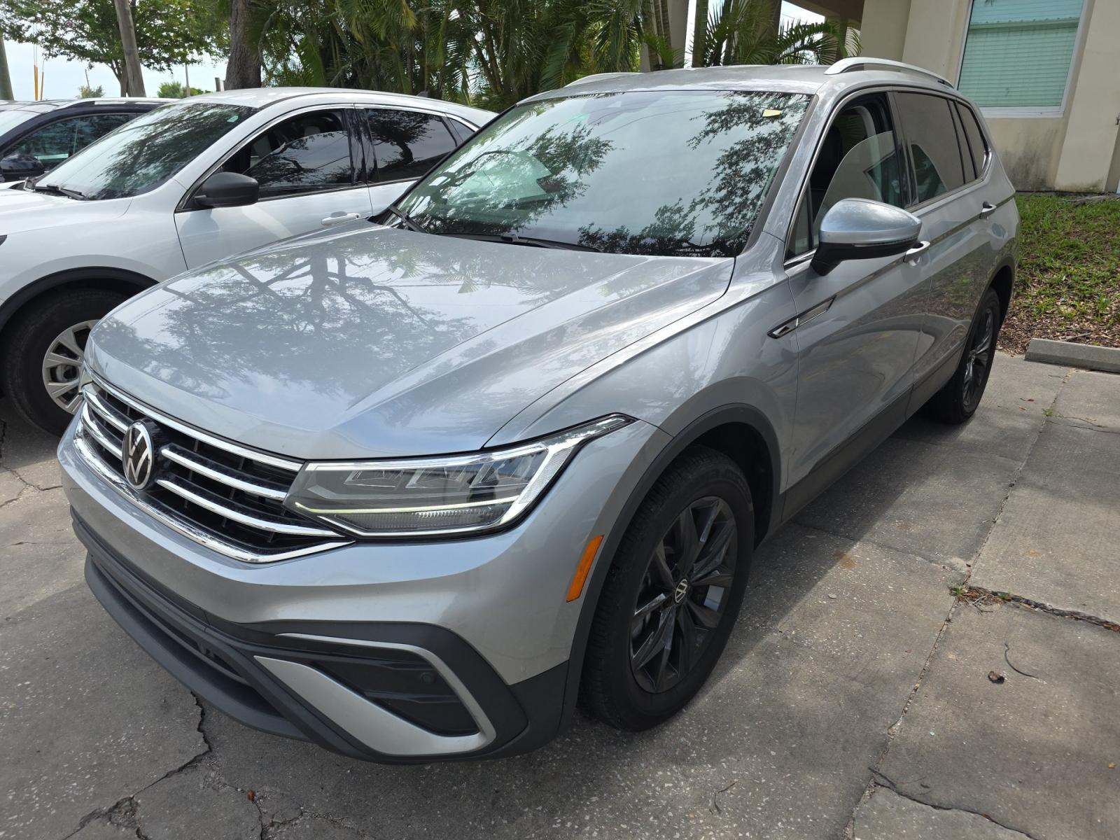 2024 Volkswagen Tiguan 2.0T SE FWD