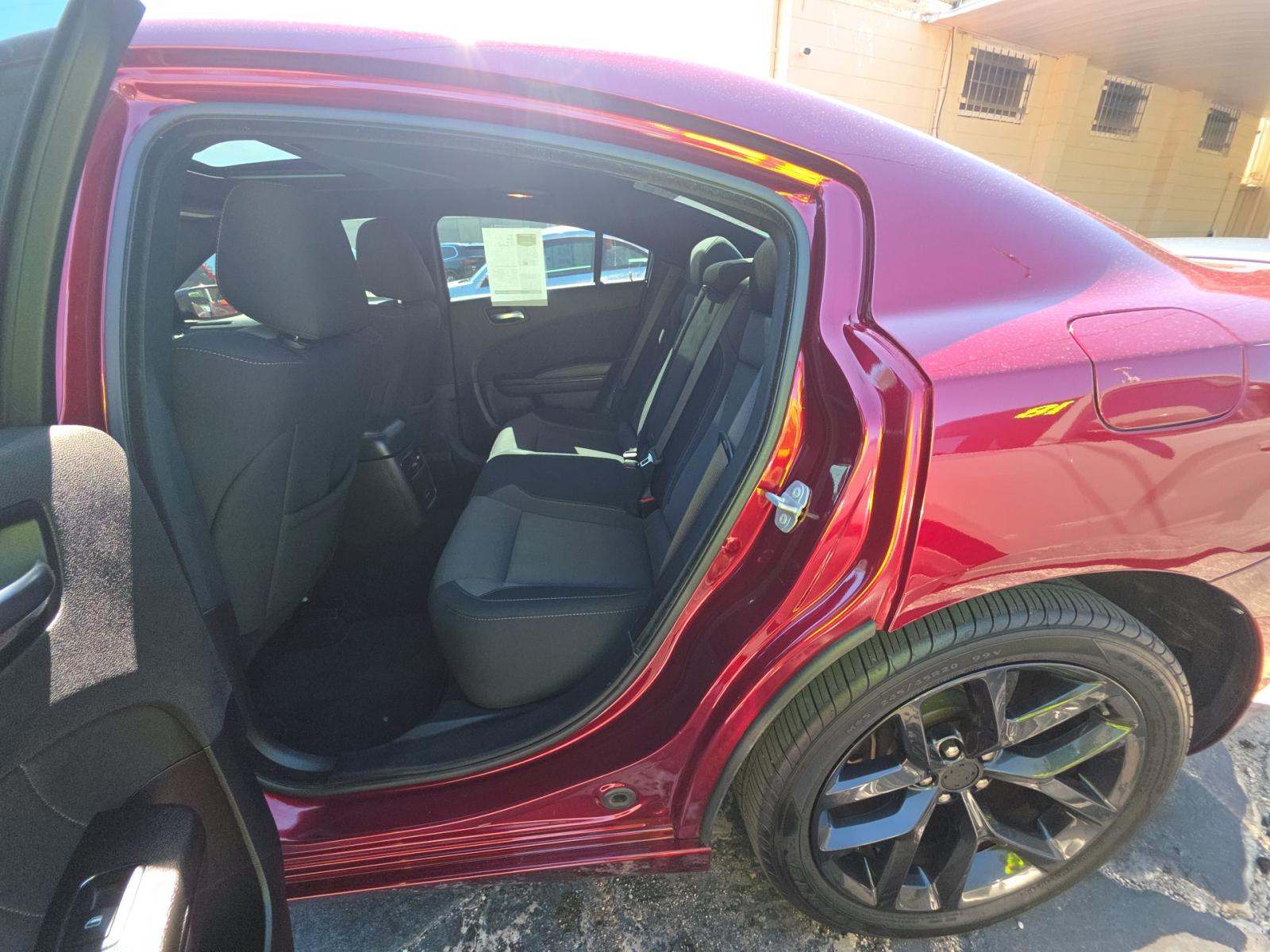 2022 Dodge Charger SXT RWD