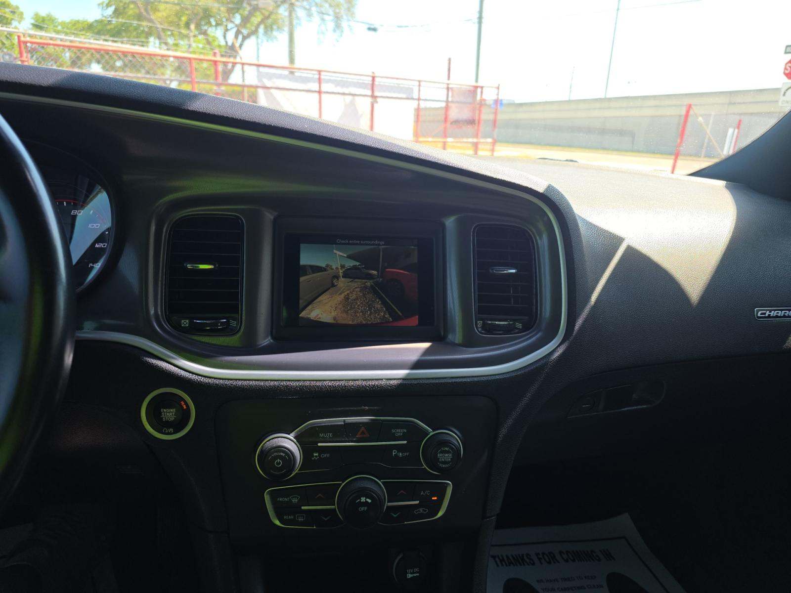 2022 Dodge Charger SXT RWD