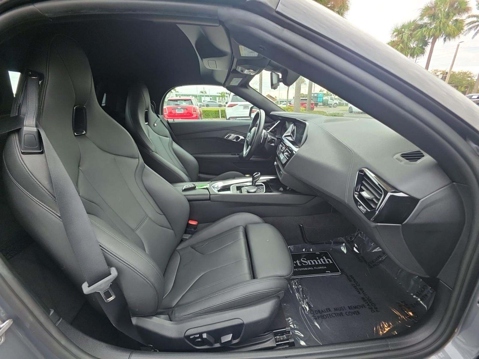 2025 BMW Z4 sDrive30i RWD