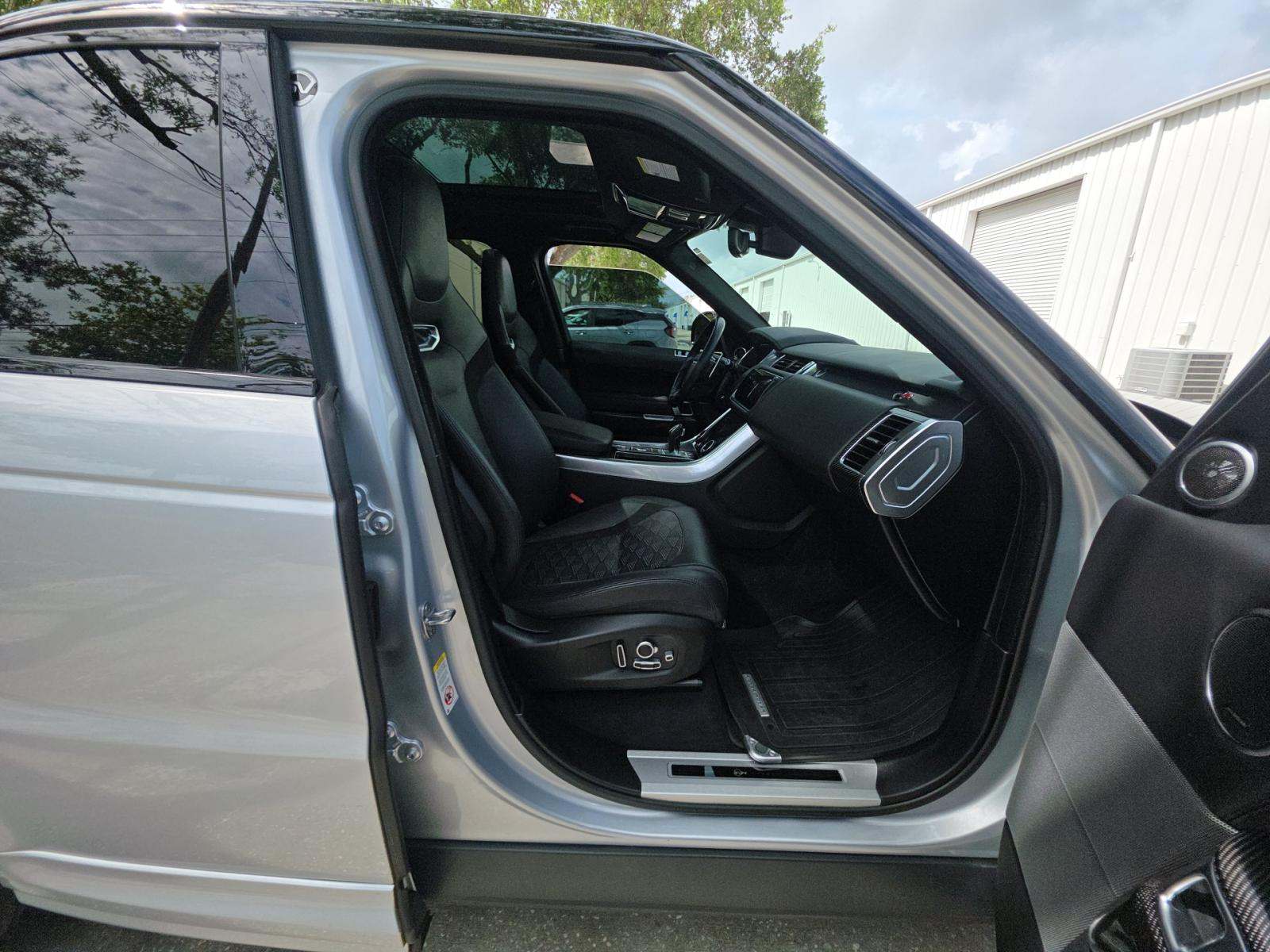2021 Land Rover Range Rover Sport SVR Carbon Edition AWD