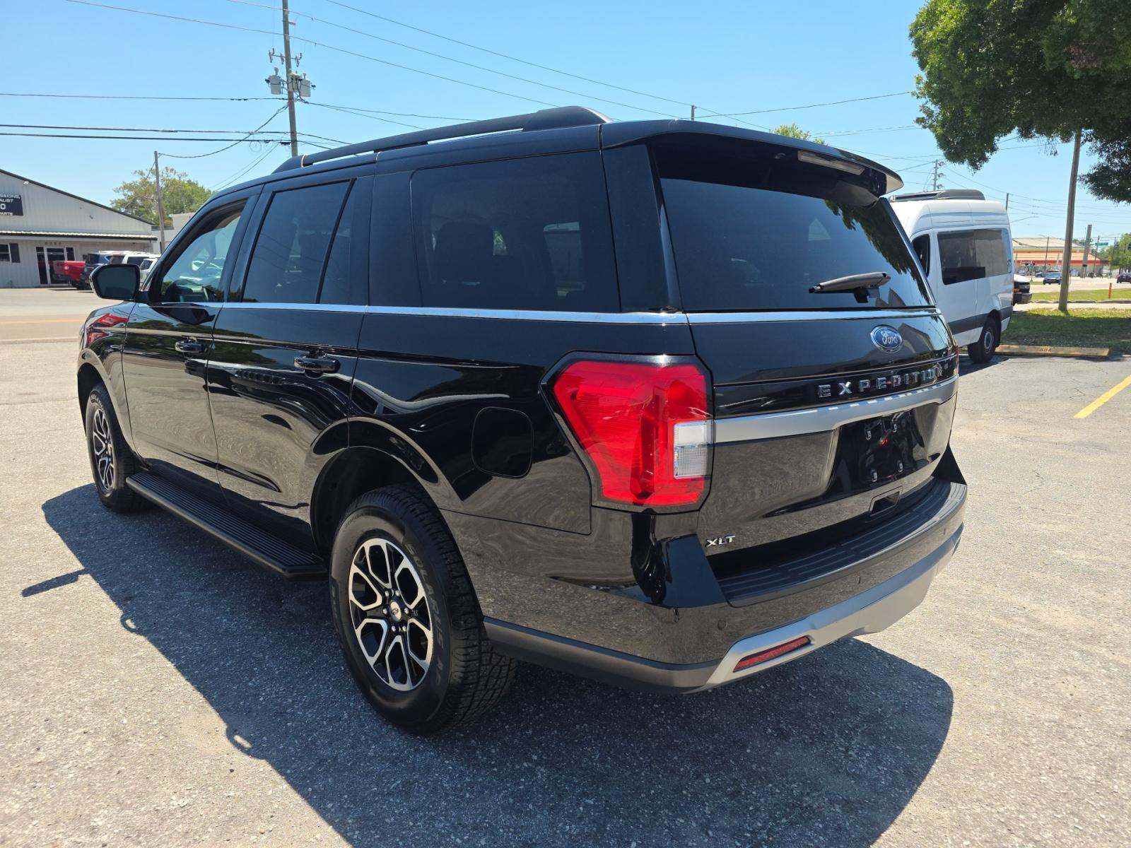 FORD EXPEDITION - 2