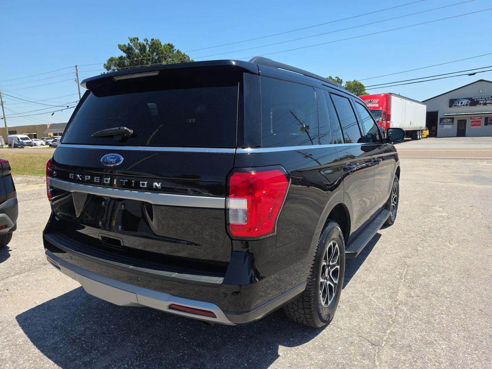 FORD EXPEDITION - 3