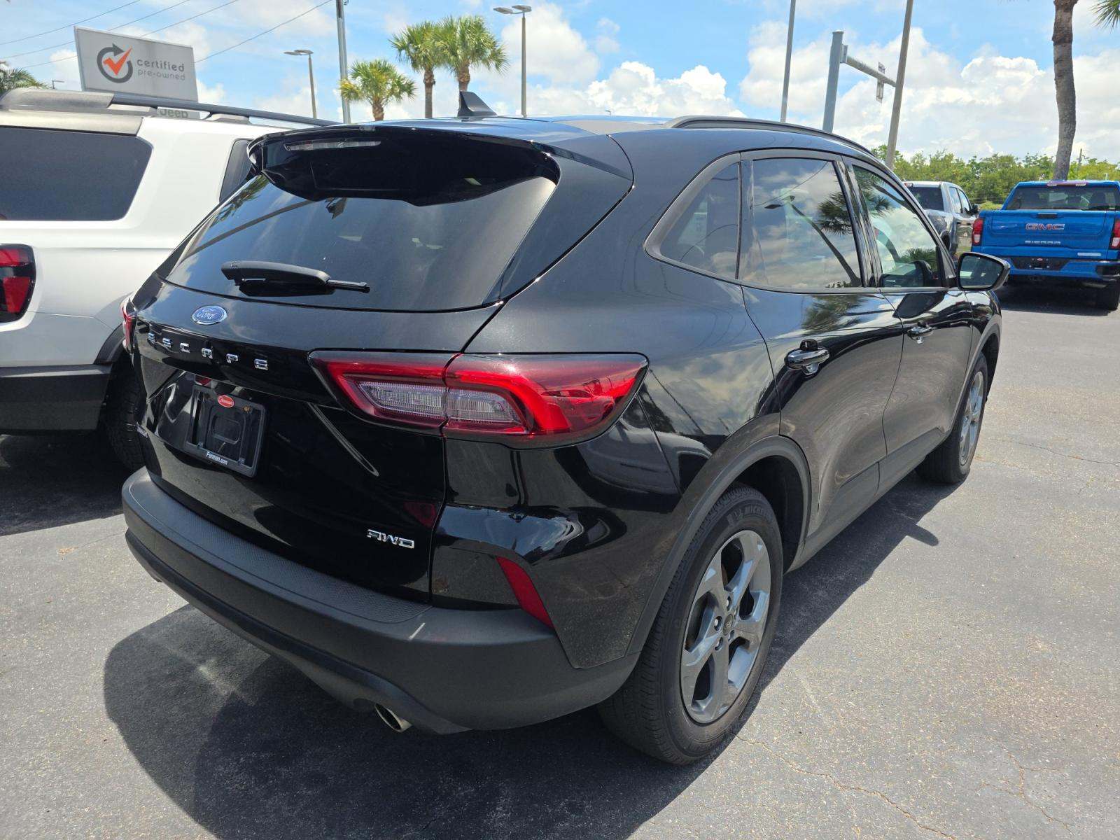 FORD ESCAPE - 3