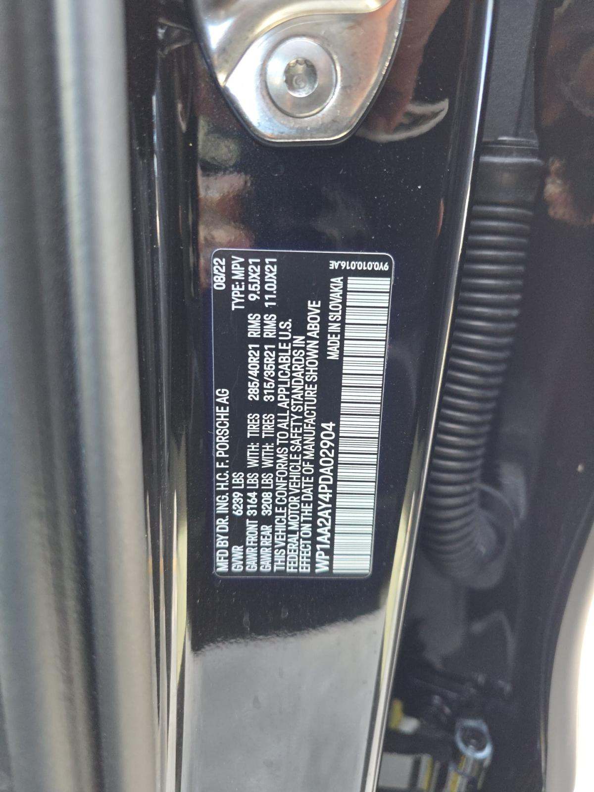 2023 Porsche Cayenne Platinum Edition AWD