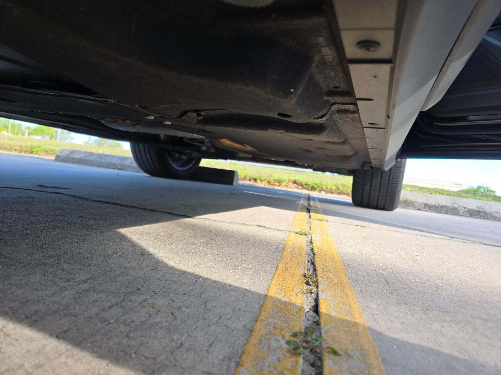 2023 Porsche Cayenne Platinum Edition AWD