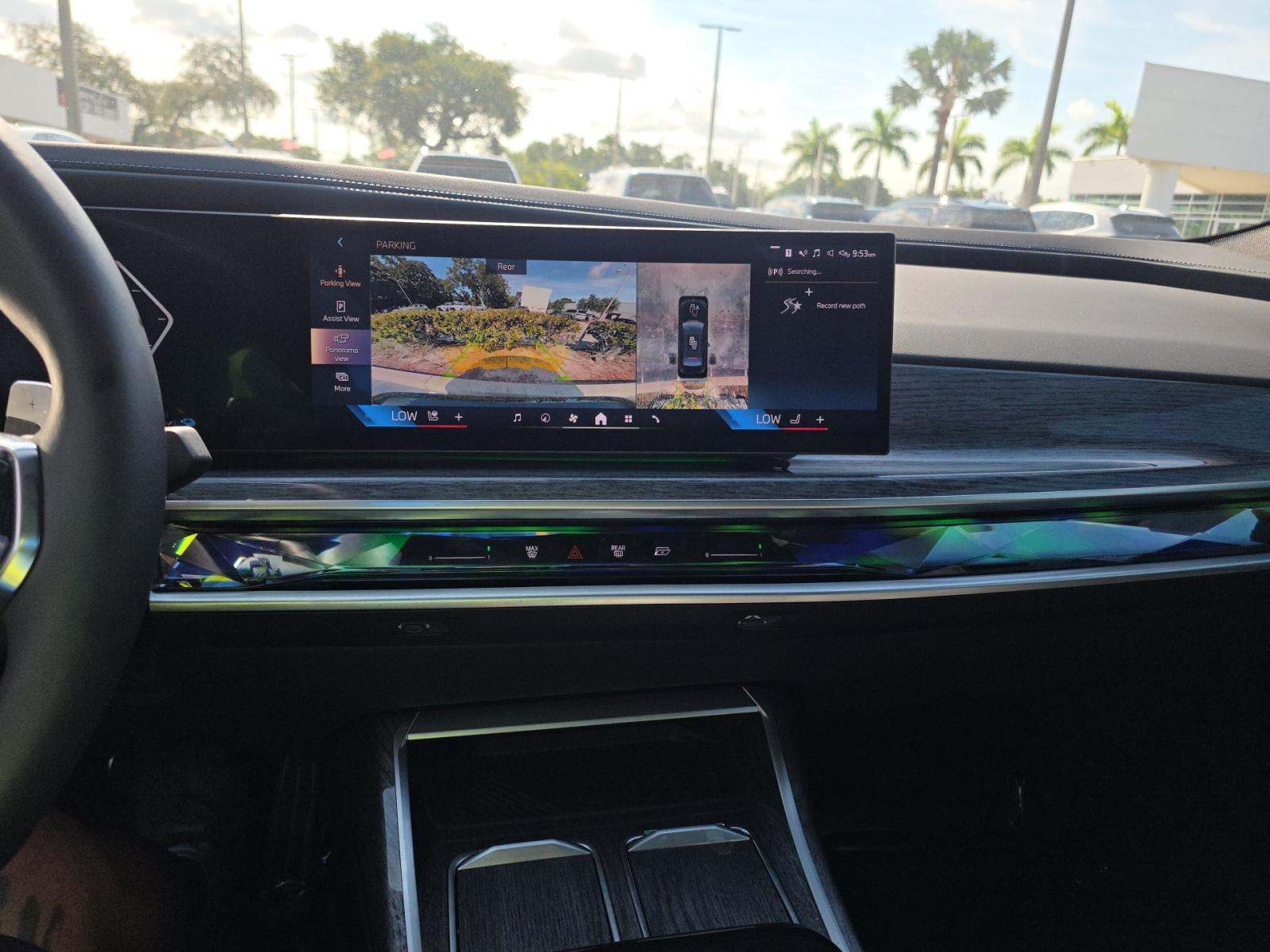 2024 BMW 7 Series 750e xDrive AWD