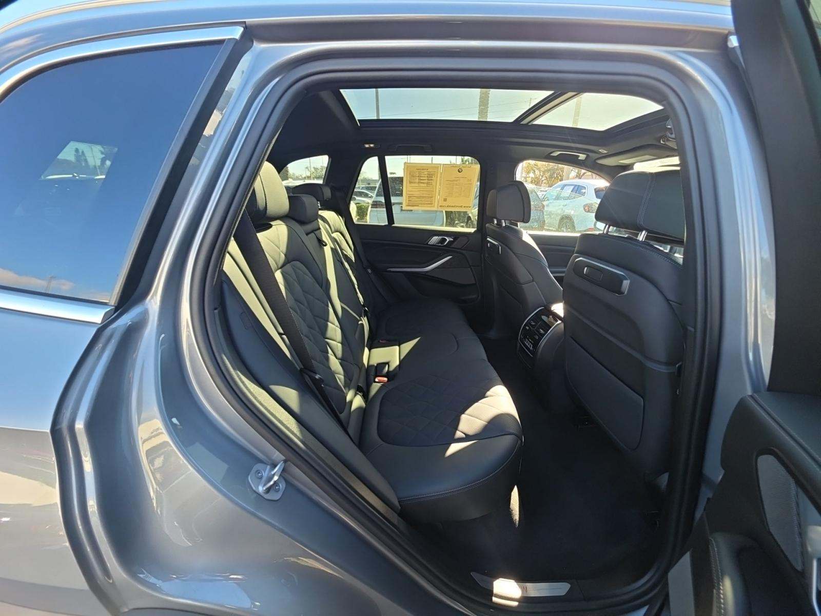 2025 BMW X5 sDrive40i RWD