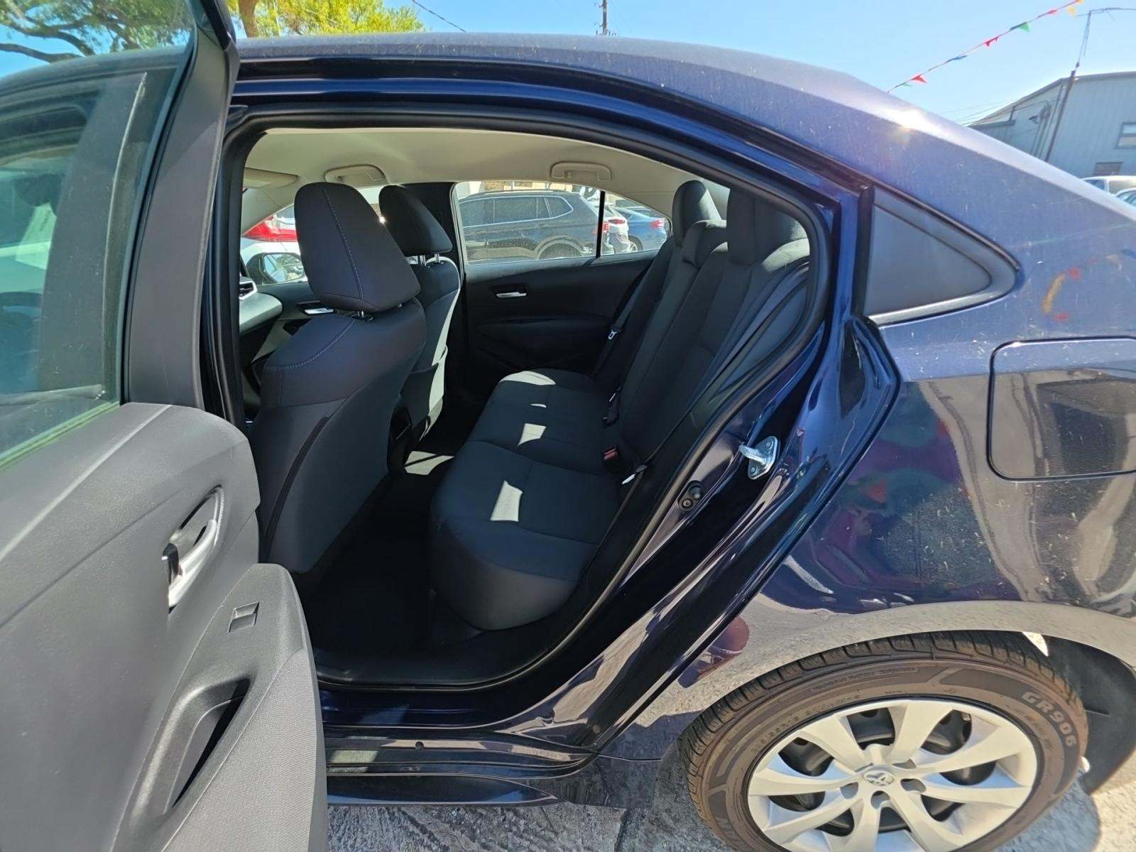 2021 Toyota Corolla LE FWD