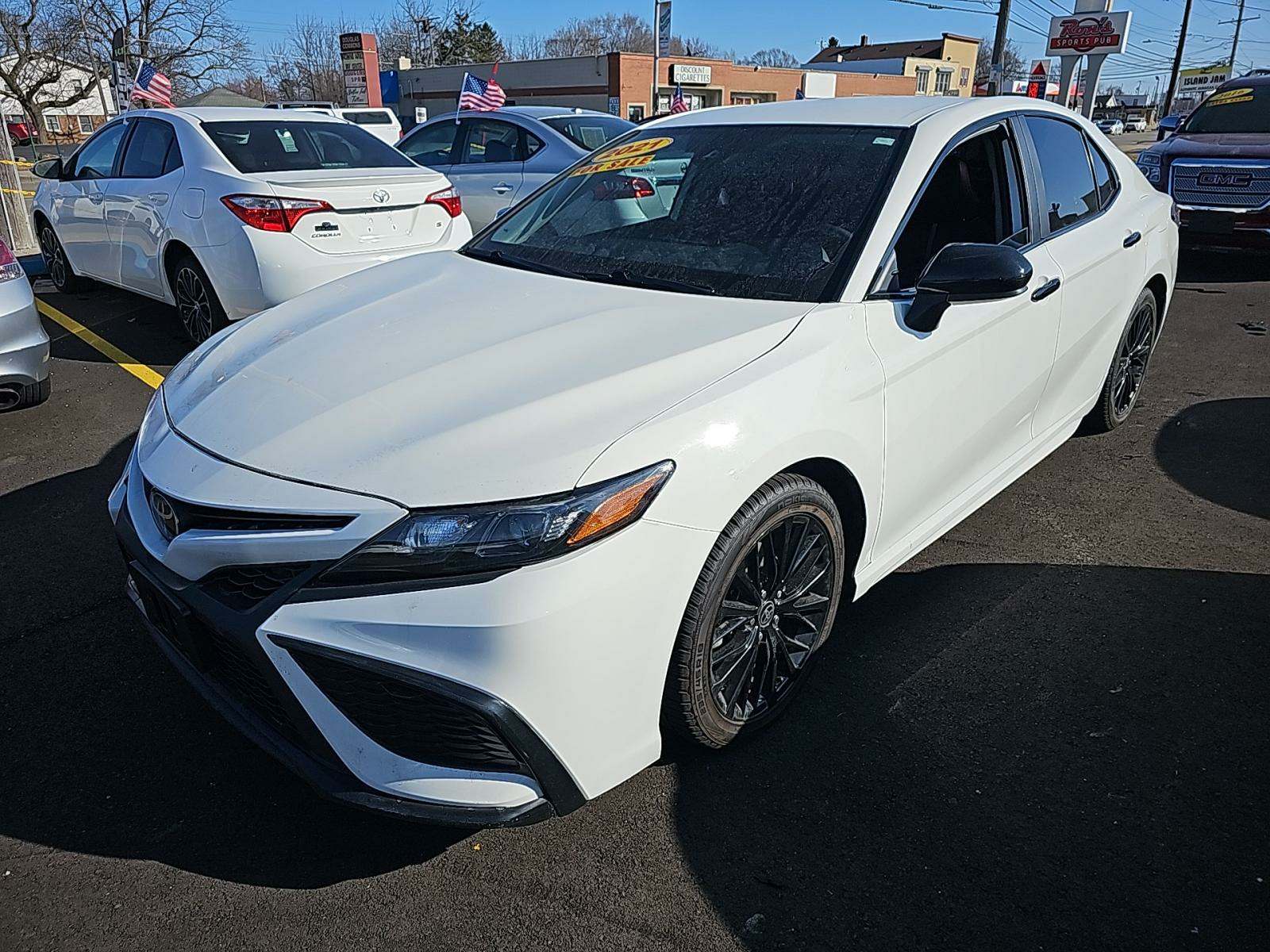 2021 Toyota Camry SE Nightshade AWD