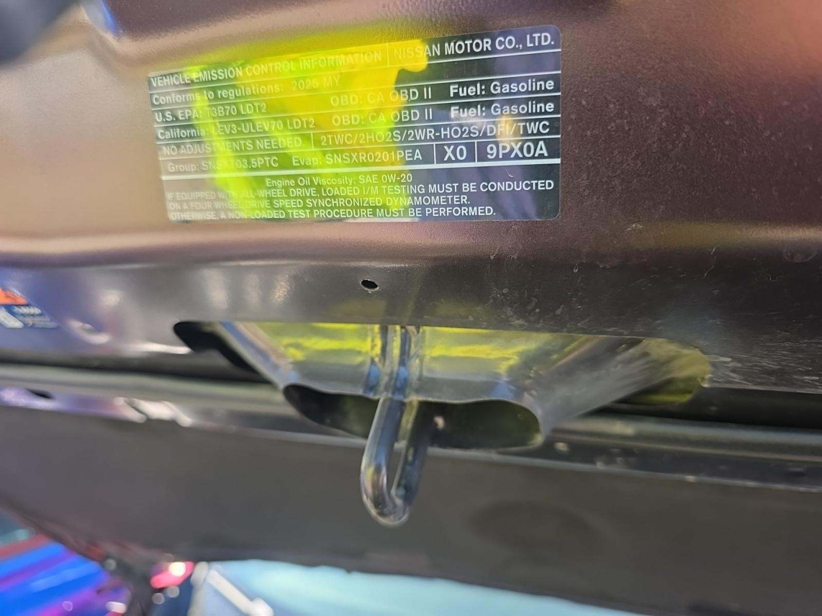 2025 Nissan Pathfinder SL FWD