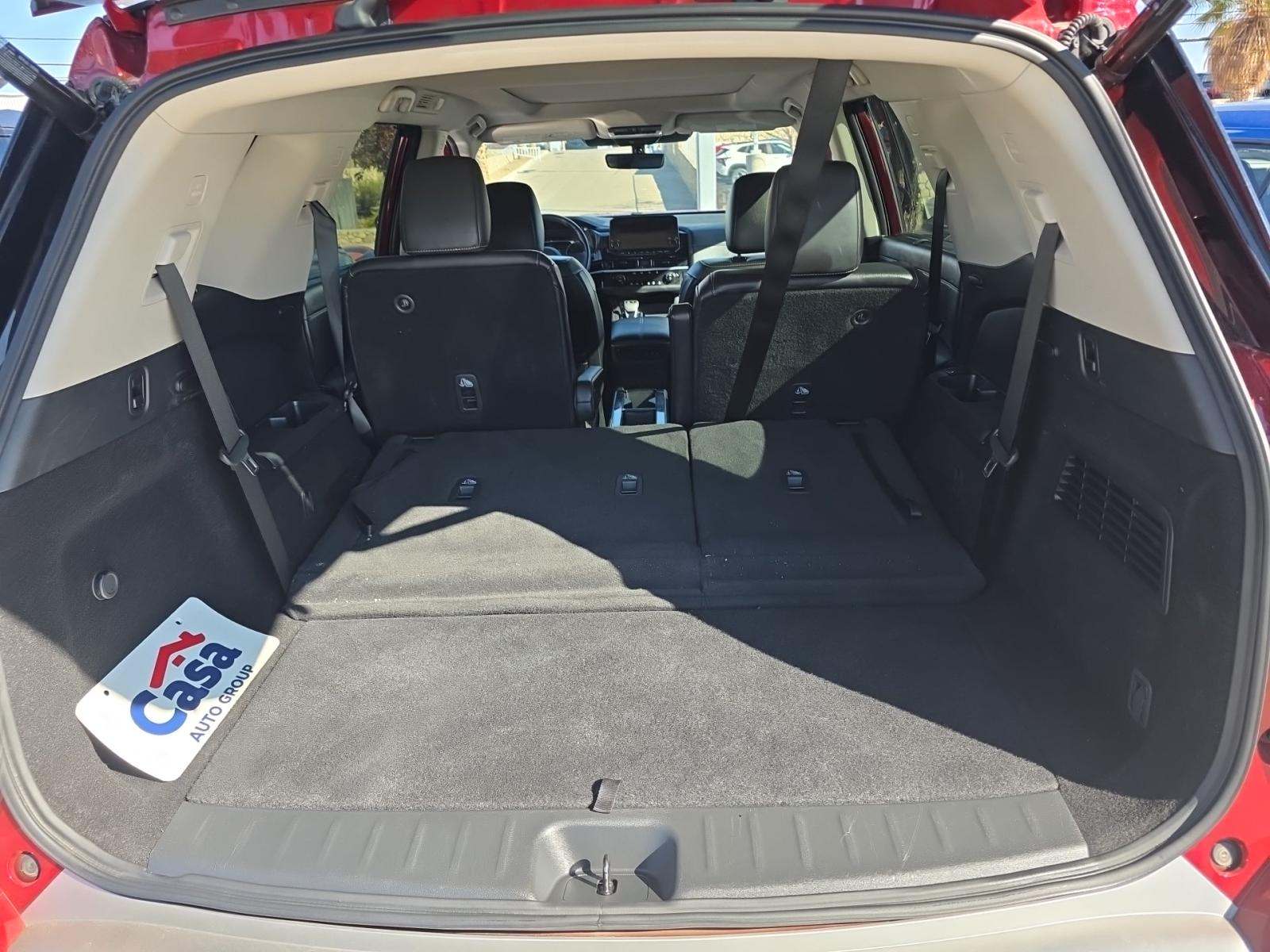 2025 Nissan Pathfinder SL FWD