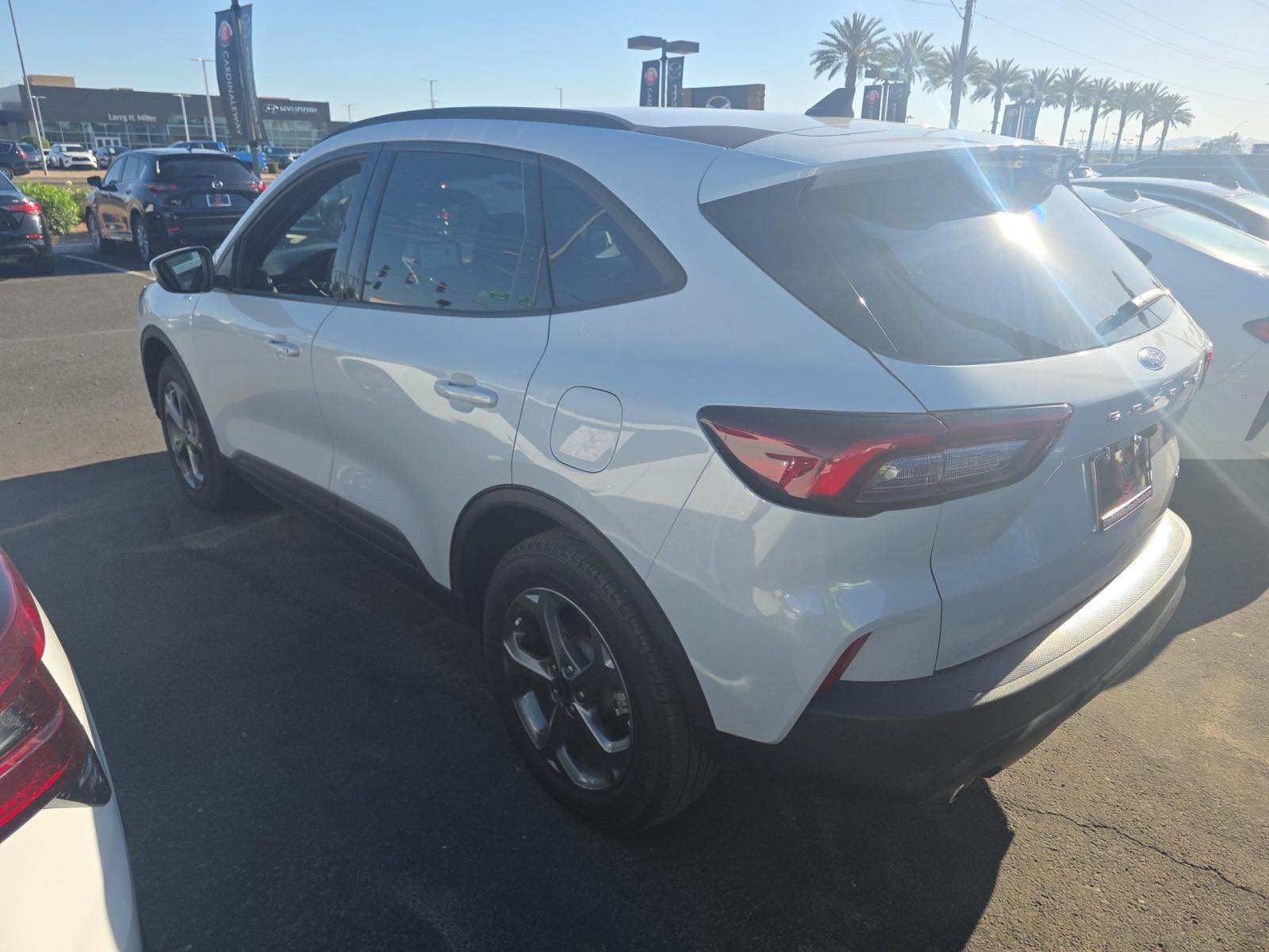 FORD ESCAPE - 2