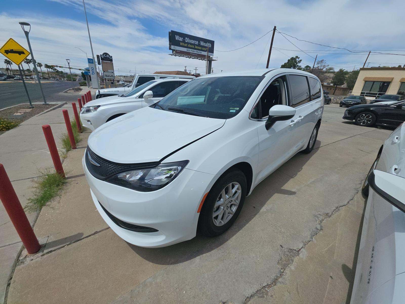 CHRYSLER VOYAGER - 1