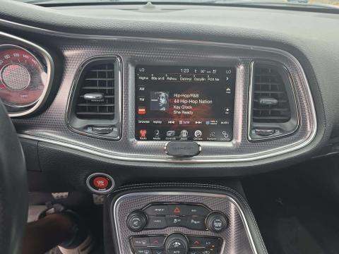 2016 Dodge Challenger SRT Hellcat RWD