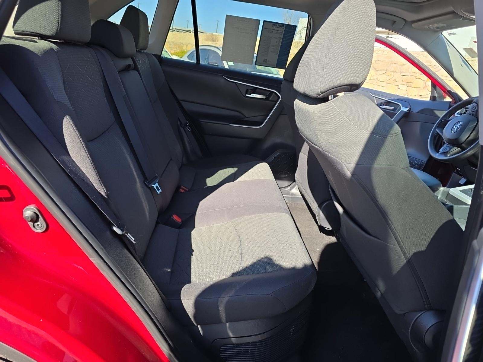 2021 Toyota RAV4 Hybrid XLE AWD