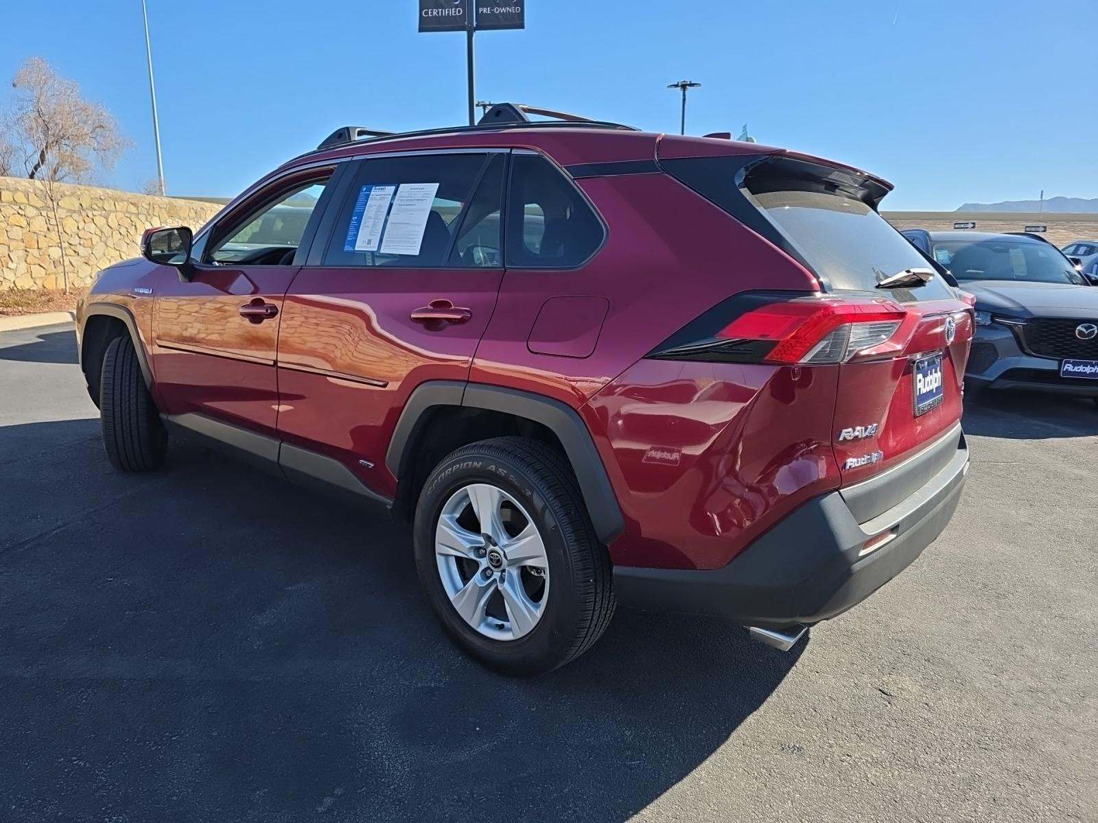 2021 Toyota RAV4 Hybrid XLE AWD