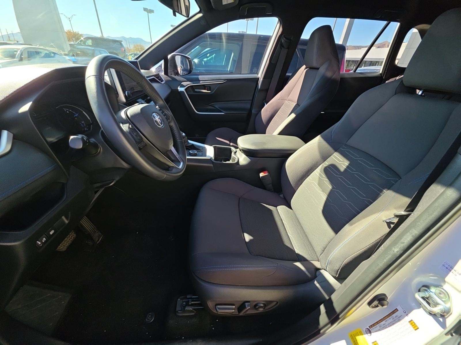 2023 Toyota RAV4 Hybrid SE AWD