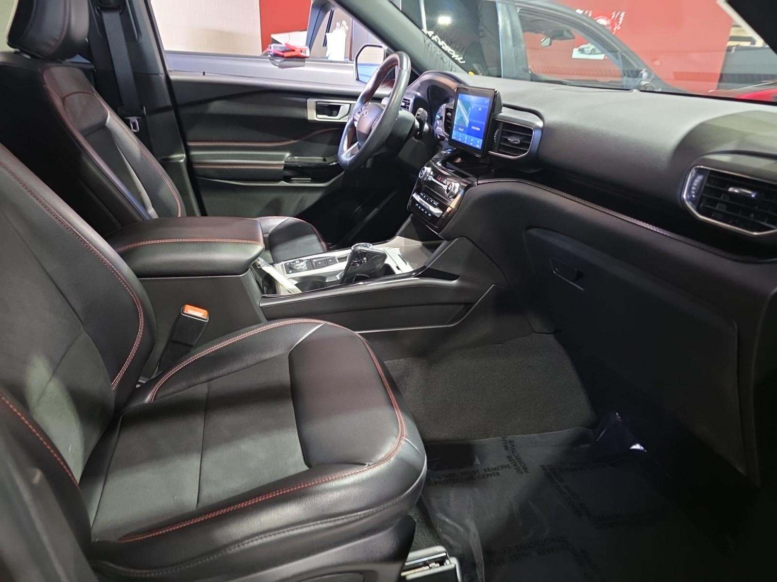 2023 Ford Explorer ST-Line AWD