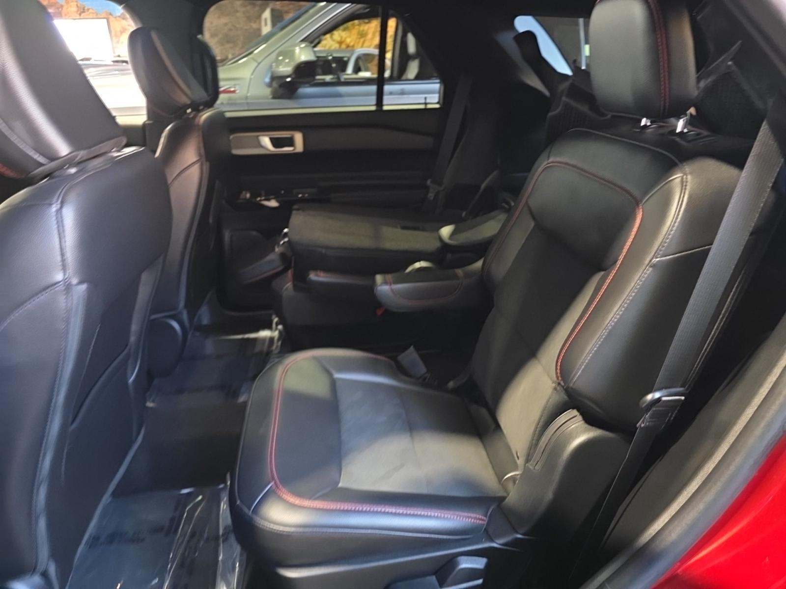 2023 Ford Explorer ST-Line AWD