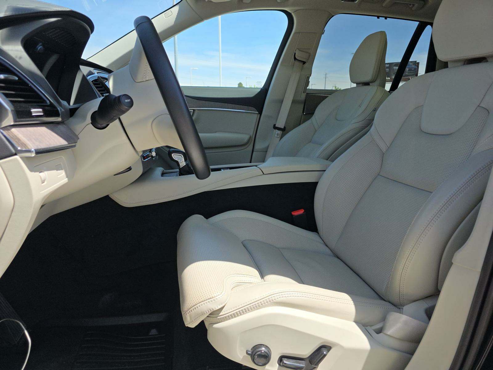 2022 Volvo XC90 T6 Inscription AWD