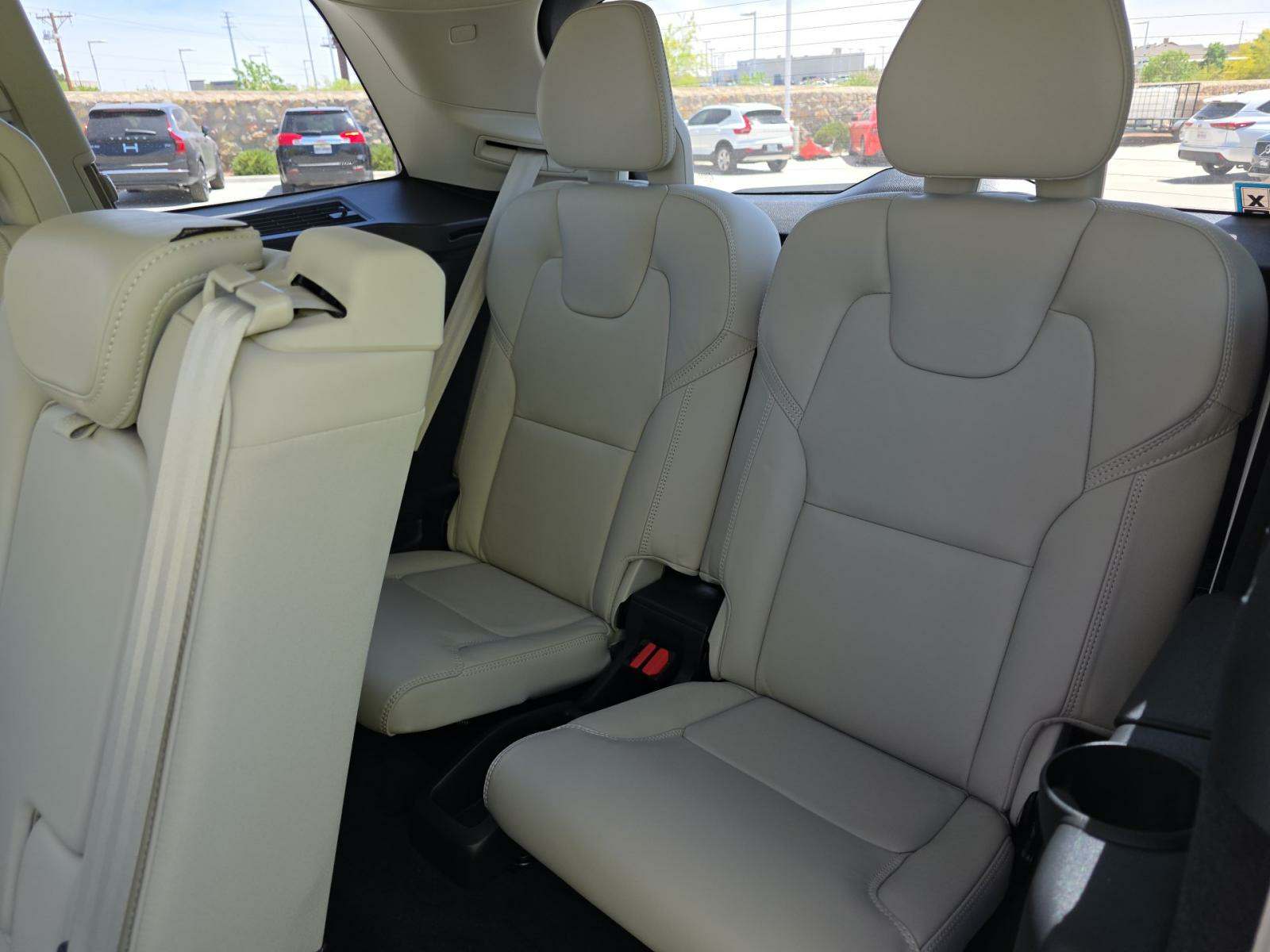 2022 Volvo XC90 T6 Inscription AWD