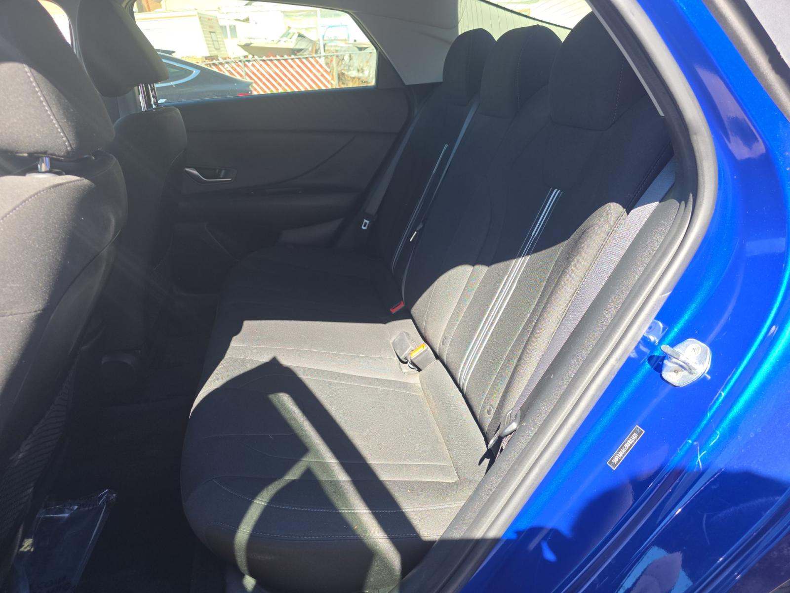 2022 Hyundai Elantra SEL FWD