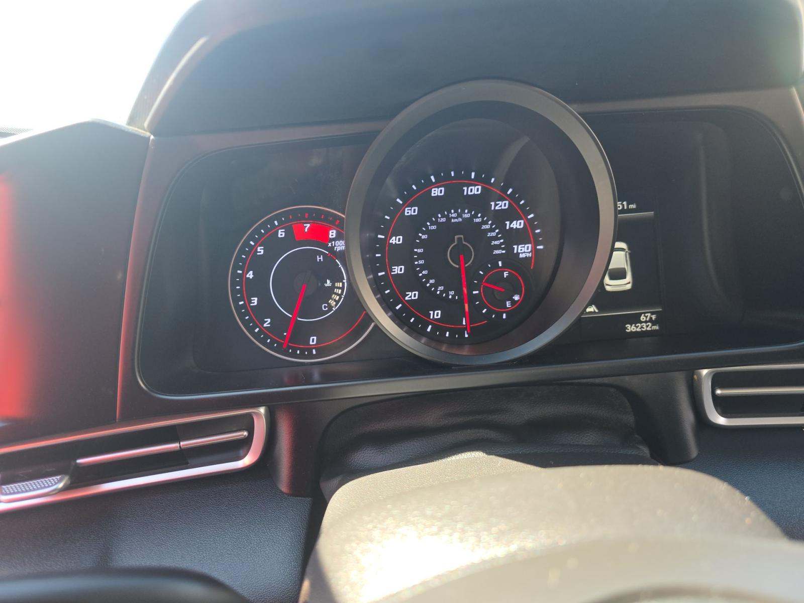 2022 Hyundai Elantra SEL FWD