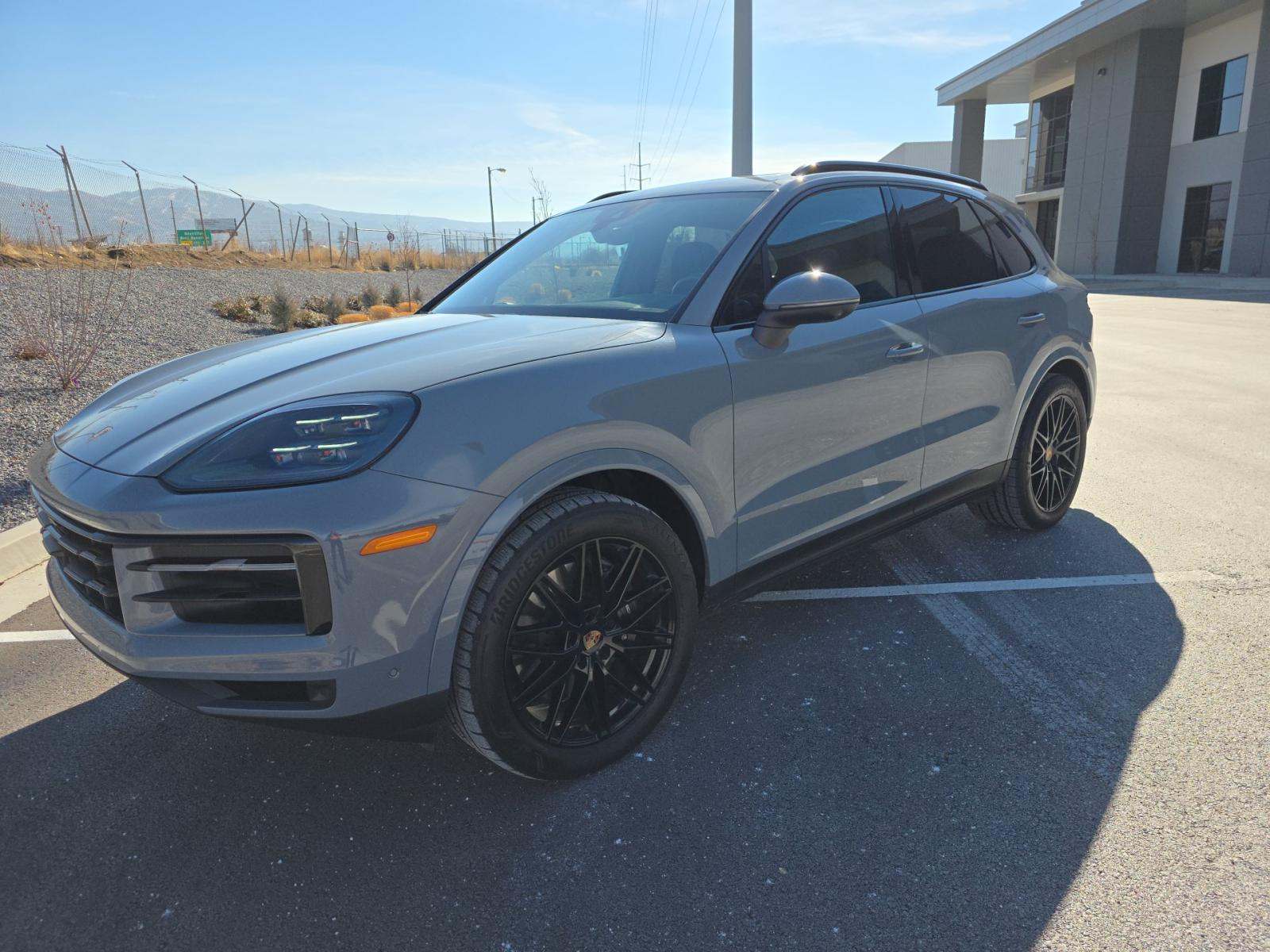 2025 Porsche Cayenne Base AWD