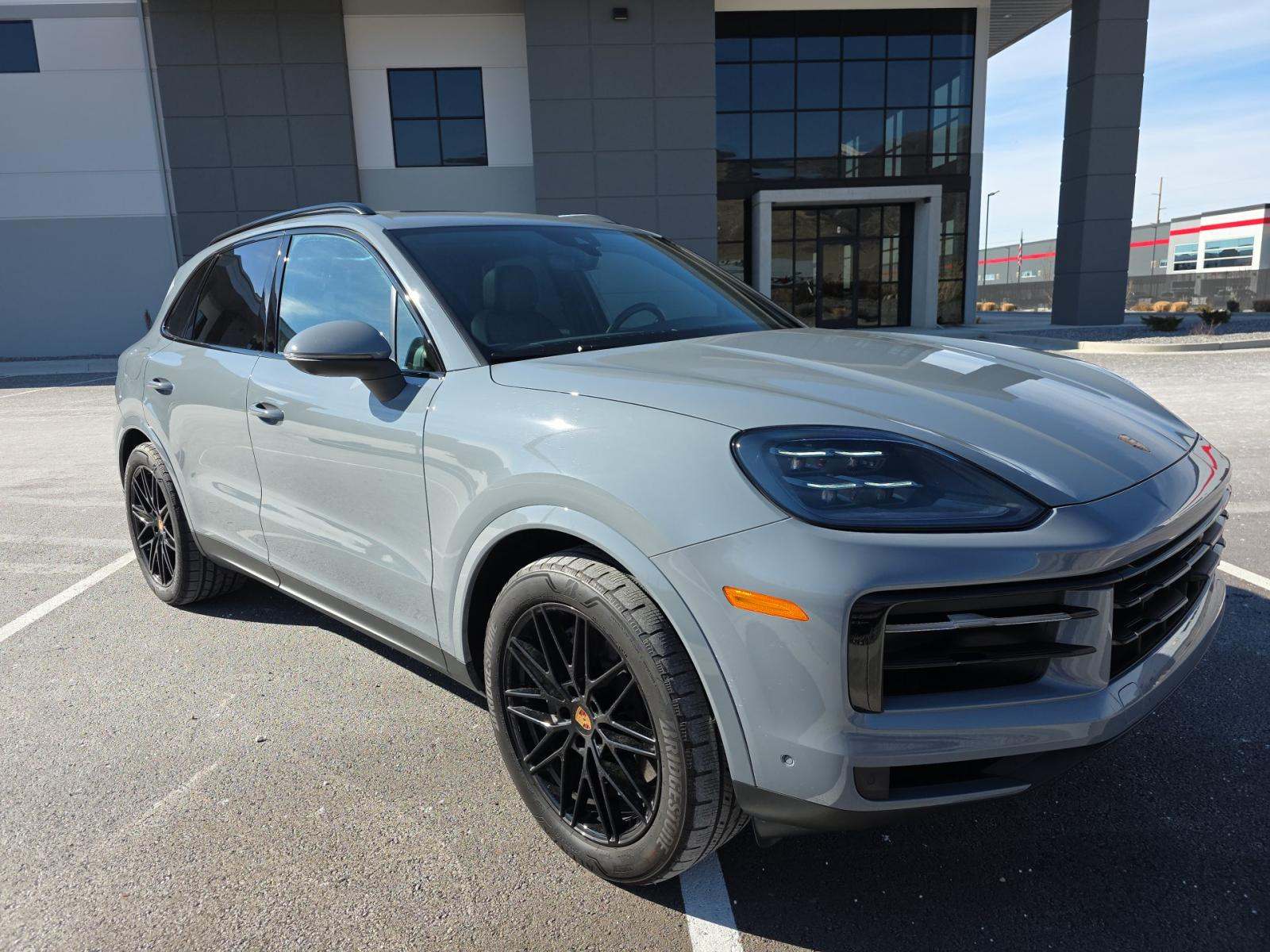 2025 Porsche Cayenne Base AWD