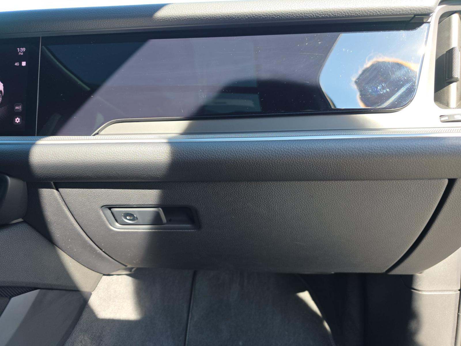 2025 Porsche Cayenne Base AWD