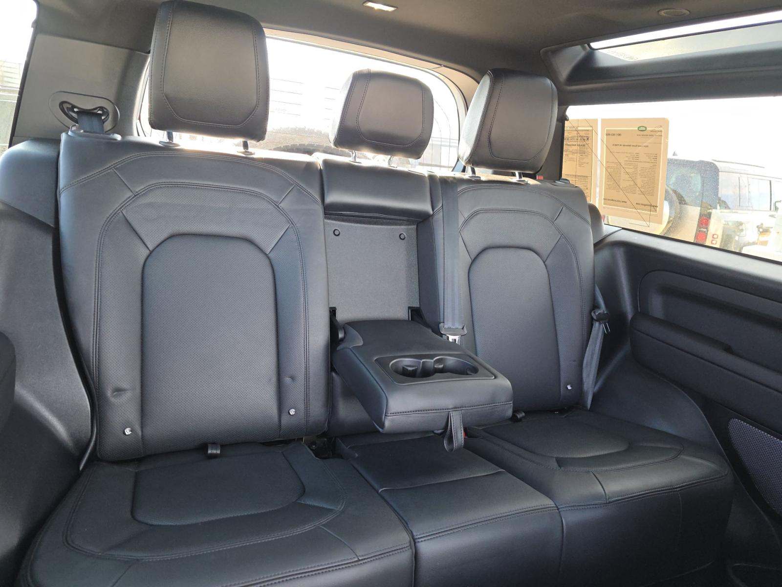 2024 Land Rover Defender 90 S AWD
