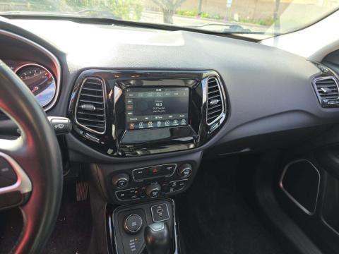 JEEP LATITUDE ALTITUDE EDITION - 10