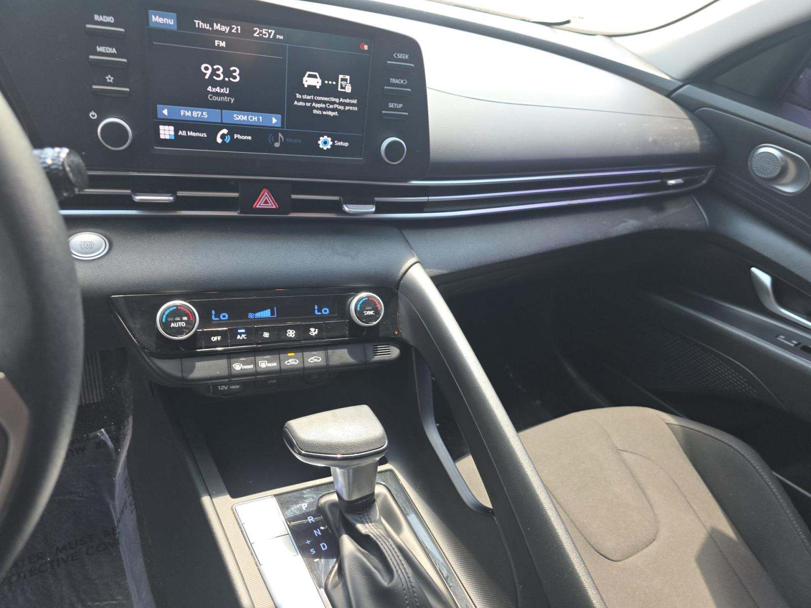 2021 Hyundai Elantra SEL FWD