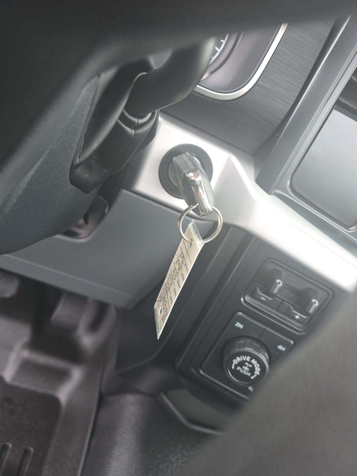 2023 Ford F-150 XL AWD