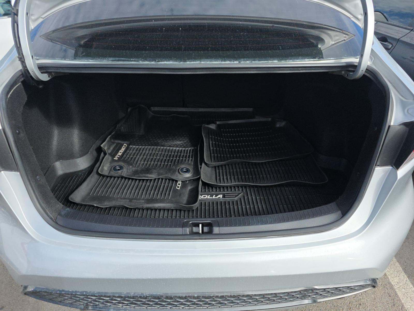 2020 Toyota Corolla SE FWD