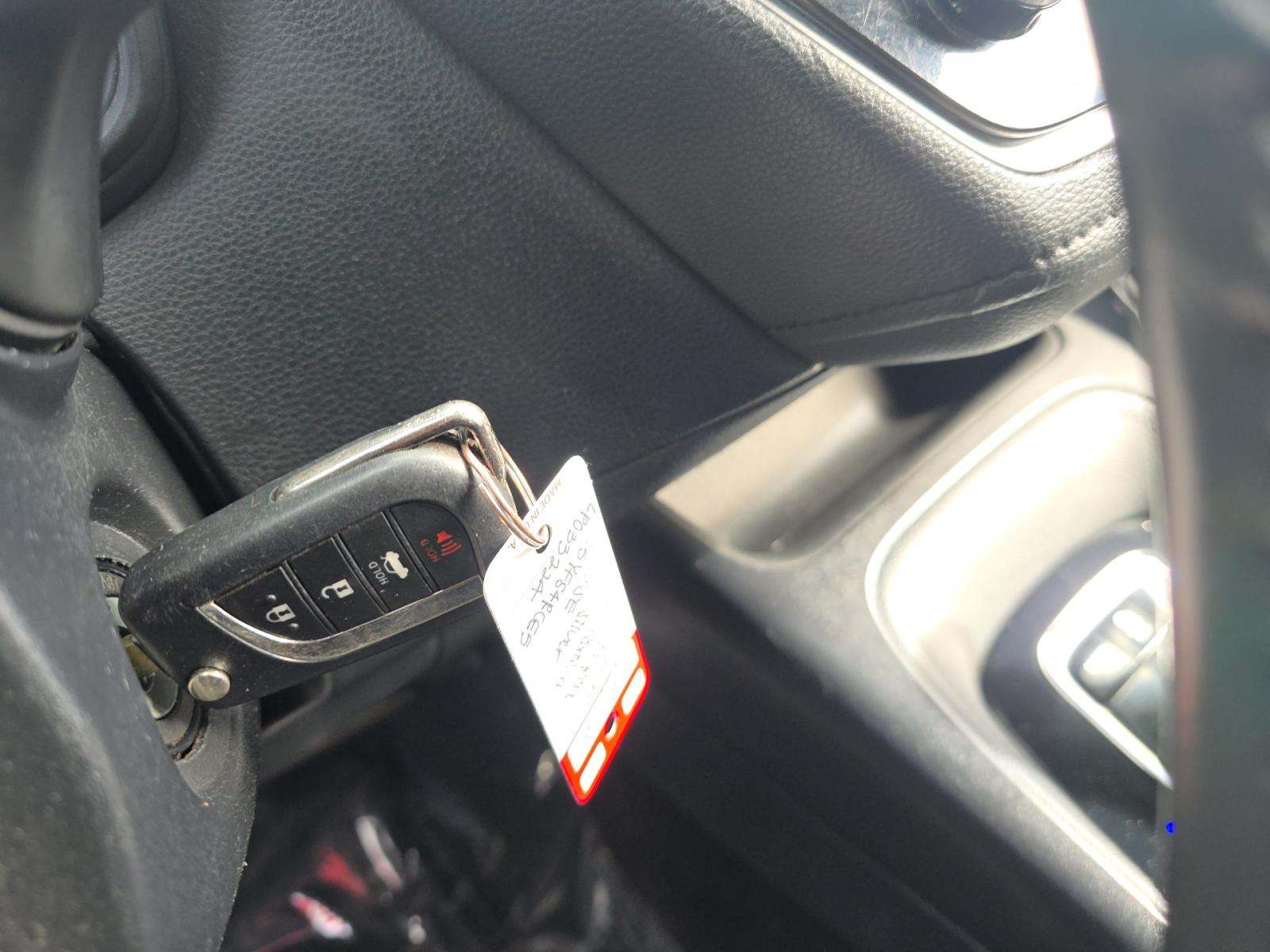 2020 Toyota Corolla SE FWD