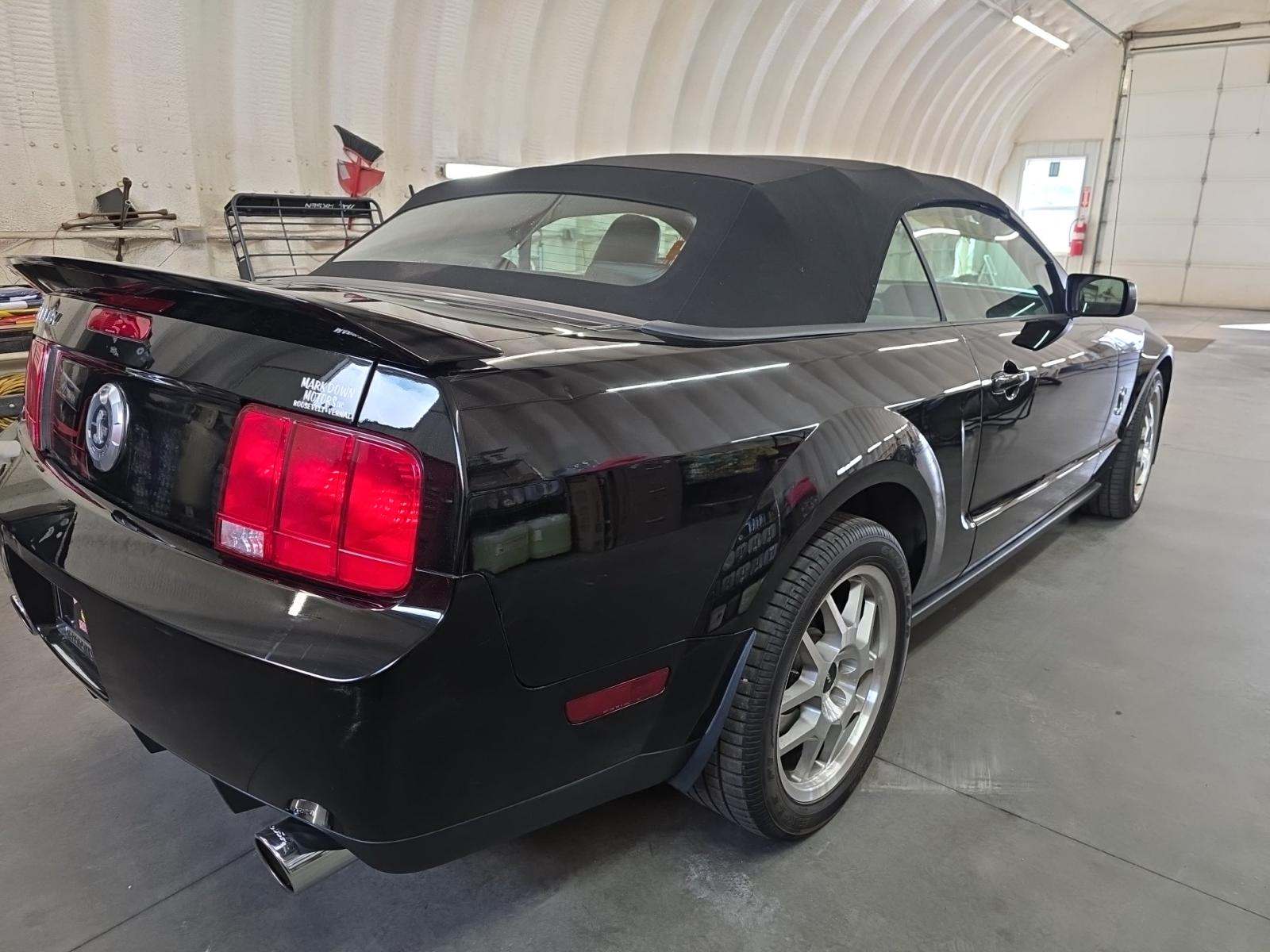 FORD MUSTANG - 3