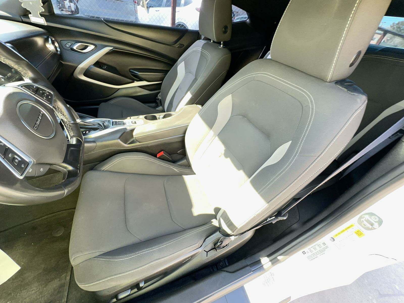 2016 Chevrolet Camaro 1LT RWD