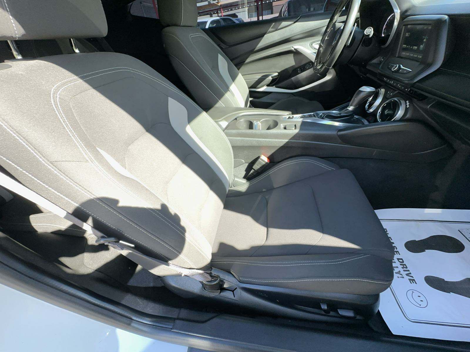 2016 Chevrolet Camaro 1LT RWD